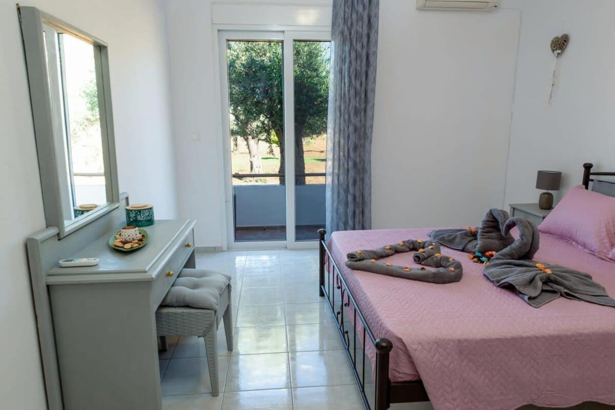 Atlantic Cave Haven-seaside, Fully Equipped * Kolýmbia